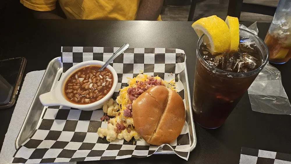 BBQ Mac & Cheesy Dog